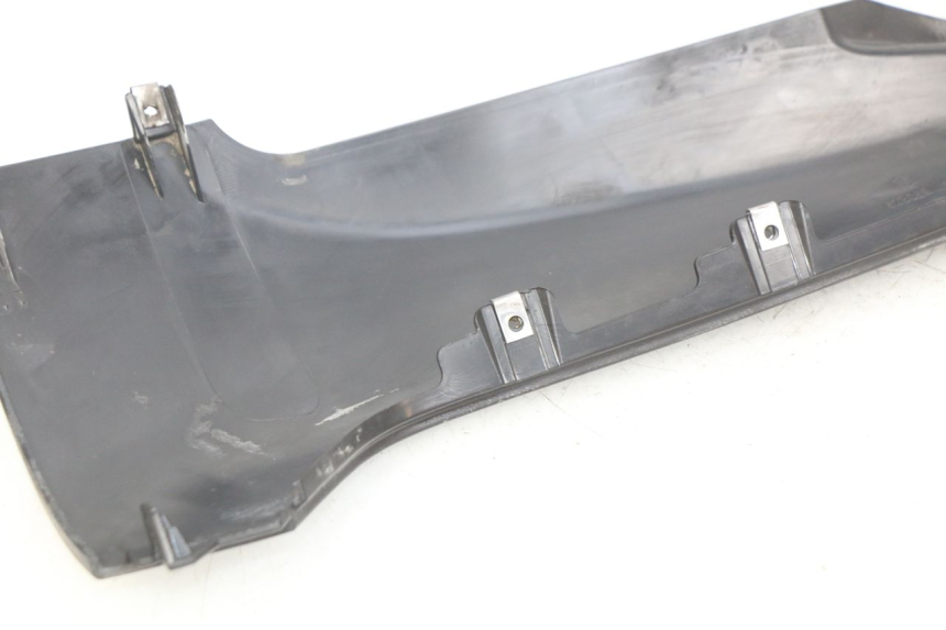 photo de LINKER UNTERE SEITENVERKLEIDUNG PIAGGIO MP3 LT 300 (2010 - 2016)