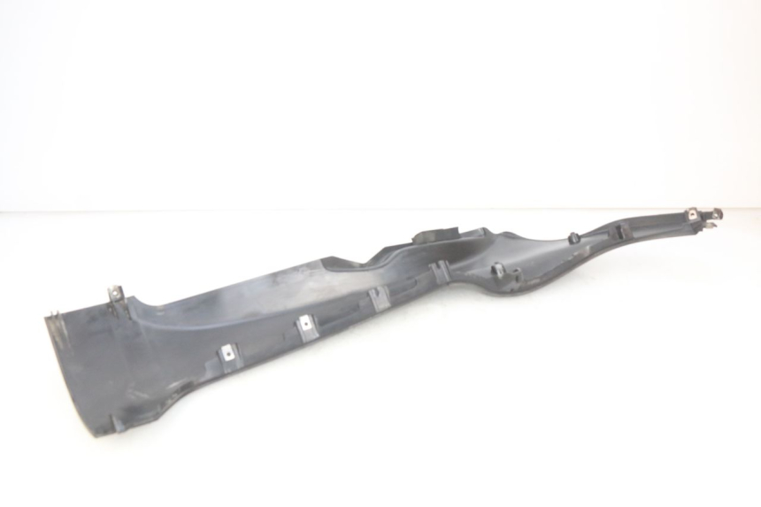 photo de LINKER UNTERE SEITENVERKLEIDUNG PIAGGIO MP3 LT 300 (2010 - 2016)