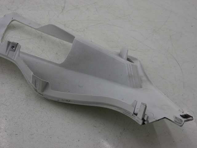 photo de UNTERBODEN LINKS PIAGGIO XEVO - X EVO 125 (2010 - 2015)