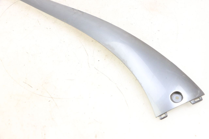 photo de UNTERBODEN LINKS EFUN PUSA 1 - Details der Befestigungspunkte