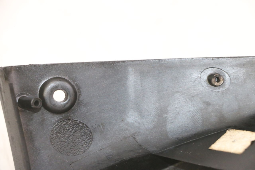 photo de UNTERBODEN LINKS PEUGEOT SATELIS COMPRESSOR K15 125 (2006 - 2009)