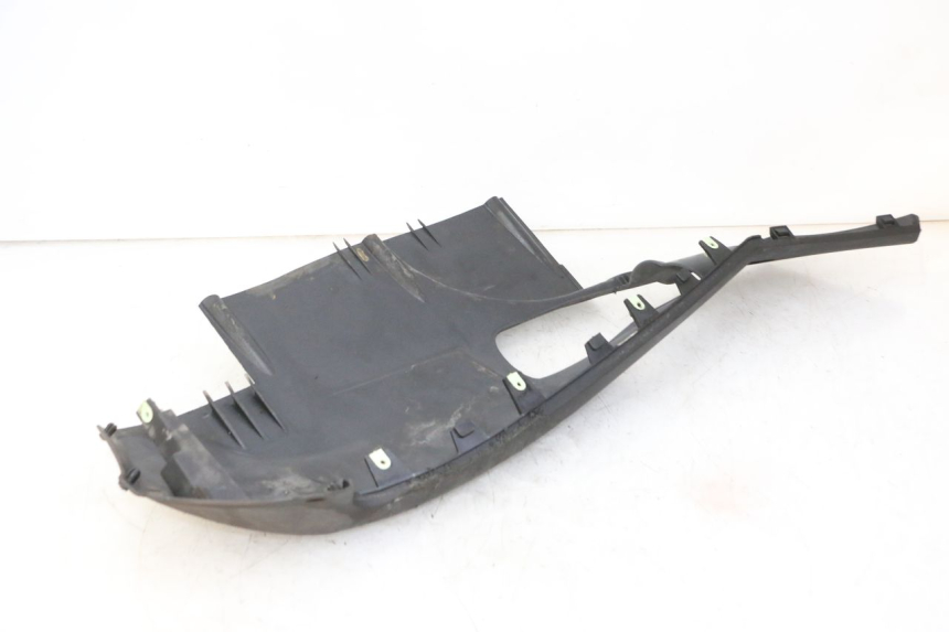 photo de UNTERBODEN LINKS PEUGEOT SATELIS 125 (2013 - 2018) - Gesamtansicht des Produkts