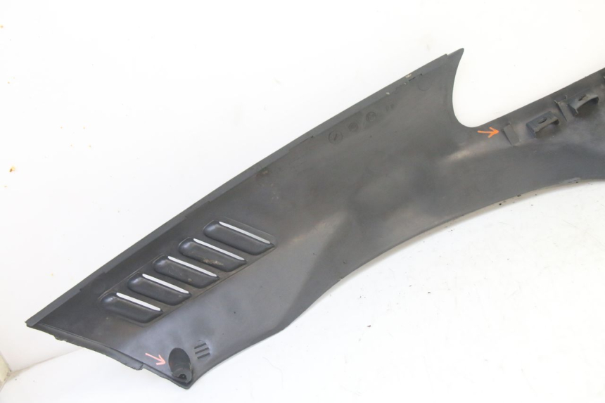 photo de UNTERBODEN LINKS PIAGGIO SUPER LX 125 (2000 - 2003)