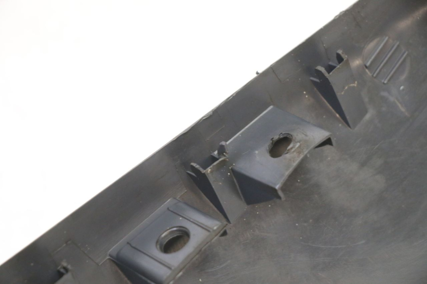 photo de UNTERBODEN LINKS PIAGGIO SUPER LX 125 (2000 - 2003)