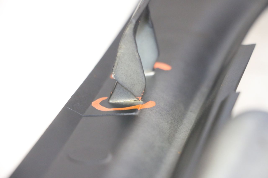 photo de LINKER UNTERE SEITENVERKLEIDUNG APRILIA SXR 50 (2021 - 2023)