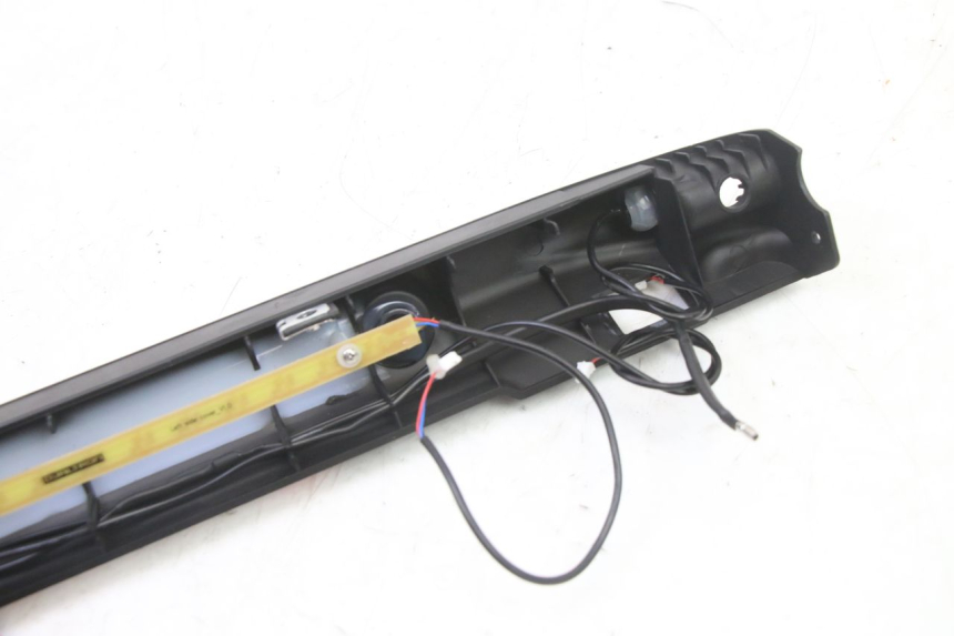 photo de LINKS UNTERE KAROSSERIE DUALTRON VICTOR LIMITED 1