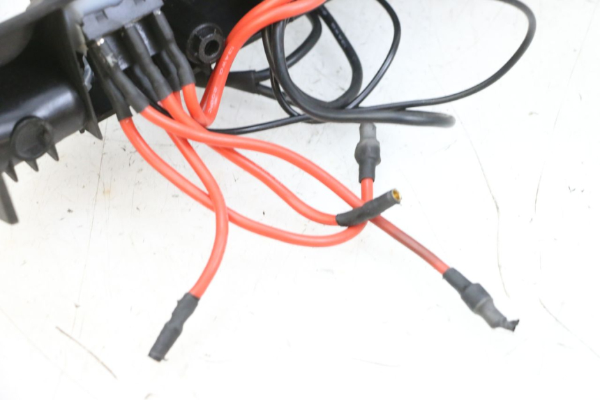 photo de LINKS UNTERE KAROSSERIE DUALTRON VICTOR LIMITED 1