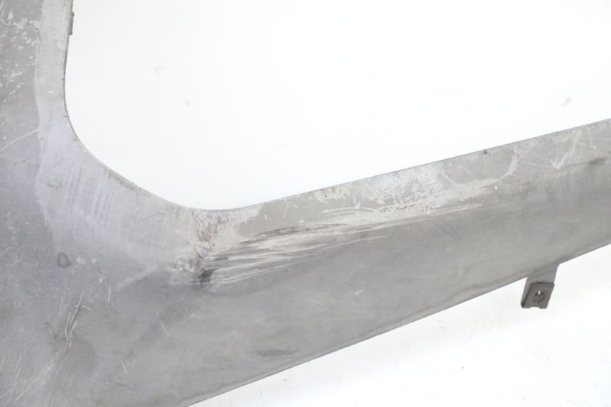 photo de LINKER UNTERE SEITENVERKLEIDUNG YAMAHA XMAX X-MAX 125 (2006 - 2009)