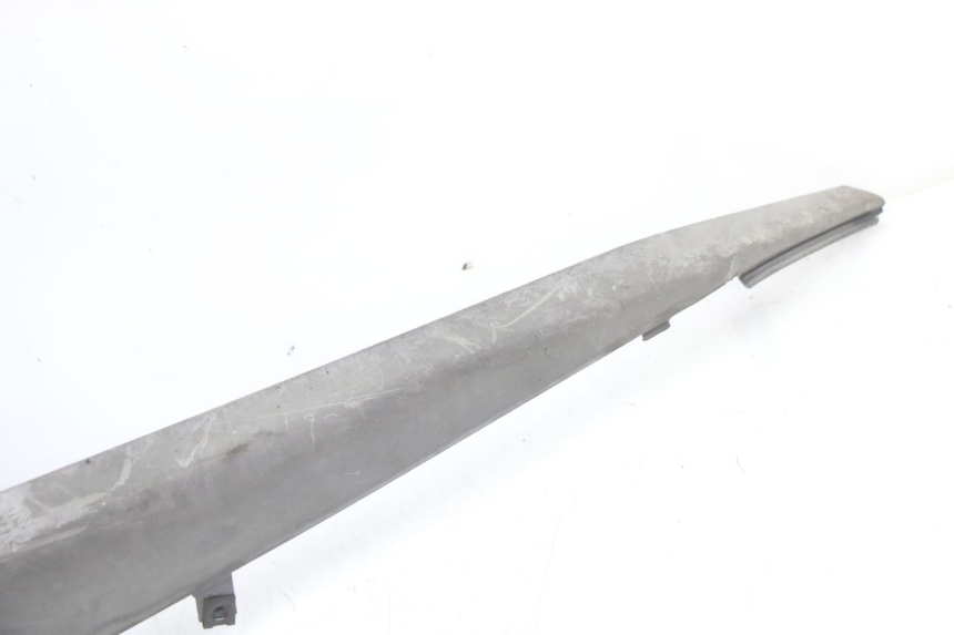 photo de LINKER UNTERE SEITENVERKLEIDUNG YAMAHA XMAX X-MAX 125 (2006 - 2009)