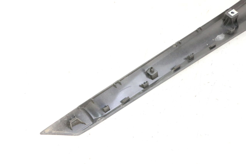 photo de UNTERBODEN LINKS YAMAHA XMAX X-MAX 125 (2021 - 2025)