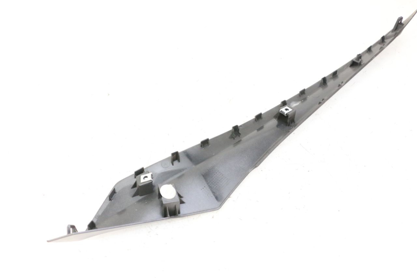 photo de UNTERBODEN LINKS YAMAHA XMAX X-MAX 125 (2021 - 2025)