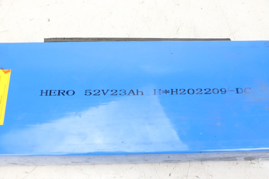 photo de BATTERIE HERO S10 1