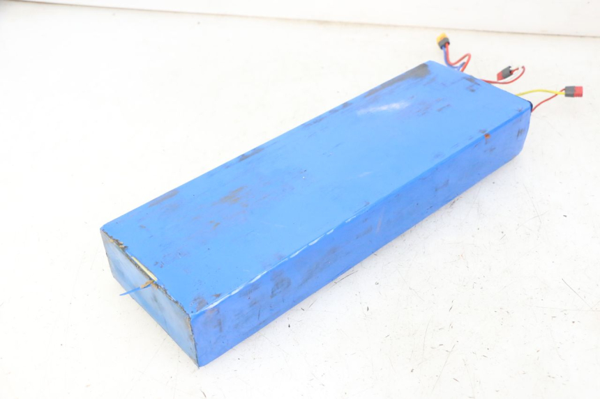 photo de BATTERIE HERO S10 1