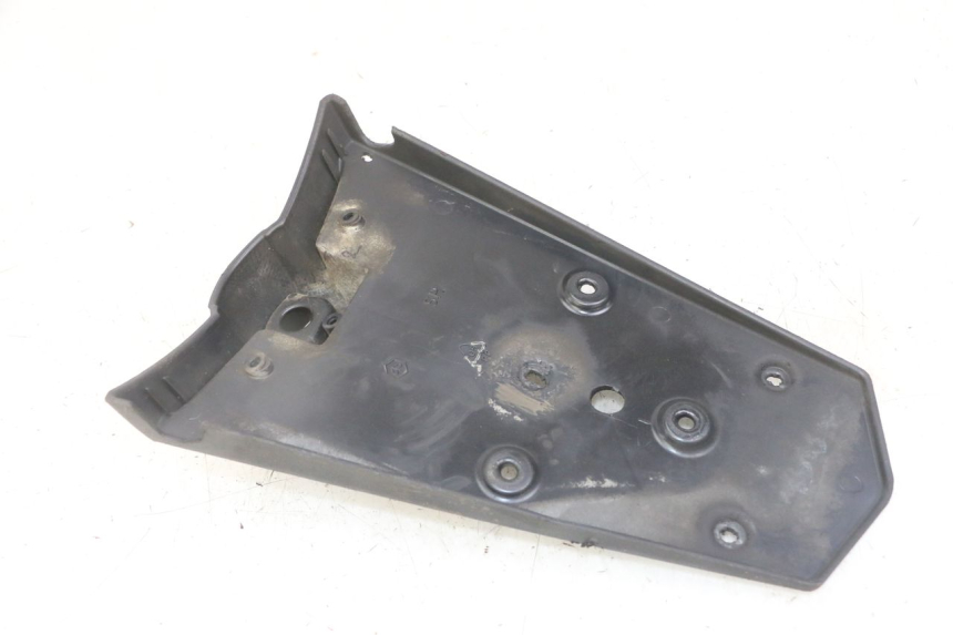 photo de HINTERER KOTFLüGEL GILERA NEXUS 125 (2009 - 2013)