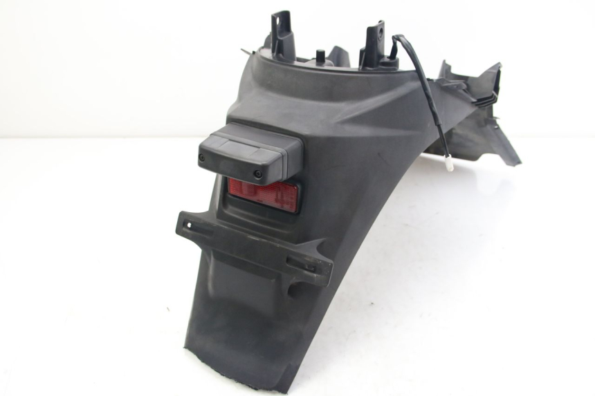 photo de HINTERER KOTFLüGEL SUZUKI SIXTEEN 125 (2008 - 2010)