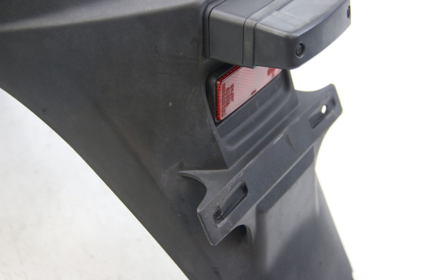 photo de HINTERER KOTFLüGEL SUZUKI SIXTEEN 125 (2008 - 2010)