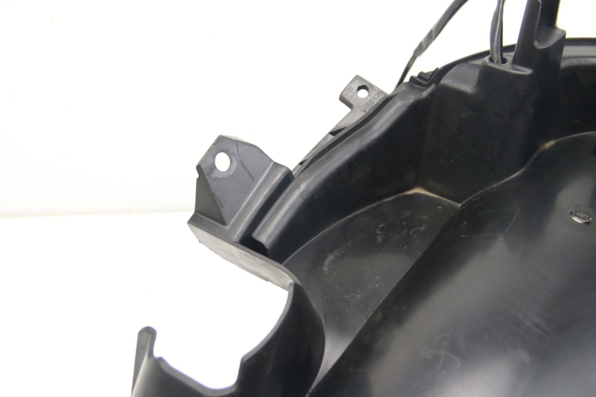 photo de HINTERER KOTFLüGEL SUZUKI SIXTEEN 125 (2008 - 2010)