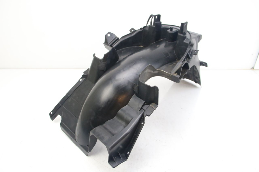 photo de HINTERER KOTFLüGEL SUZUKI SIXTEEN 125 (2008 - 2010)