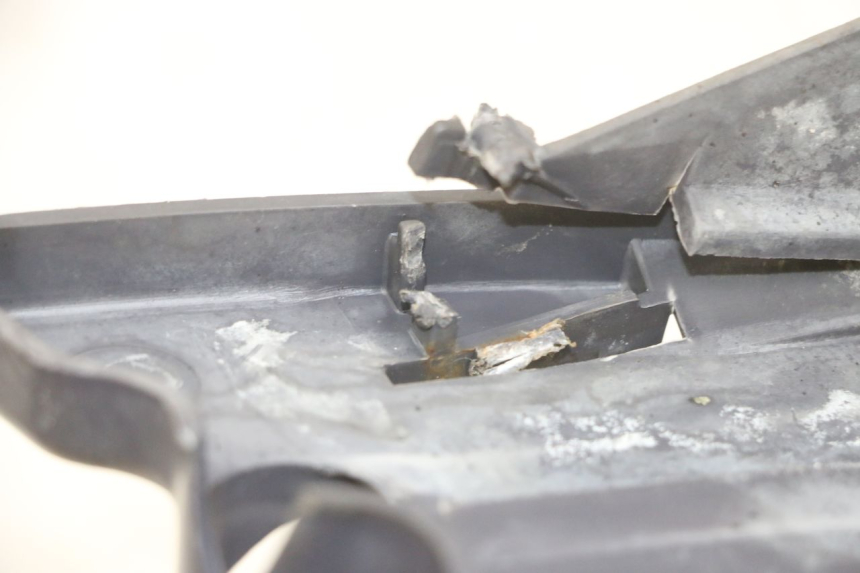 photo de SPRITZSCHUTZ PEUGEOT VIVACITY 100 (1999 - 2008) - Technische Nahaufnahme