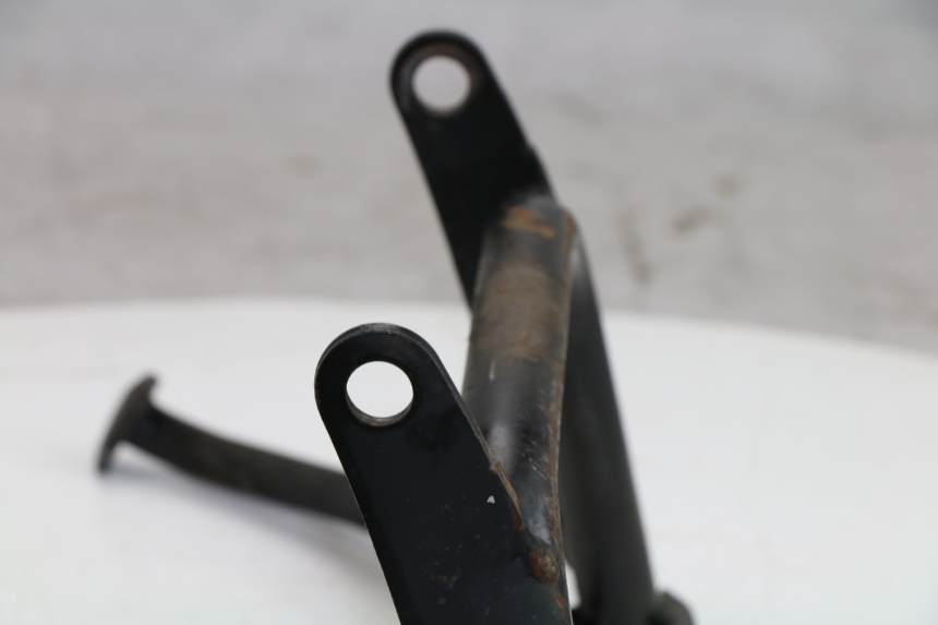 photo de MITTLERER STäNDER HONDA FES PANTHEON 2T 125 (1998 - 2002)