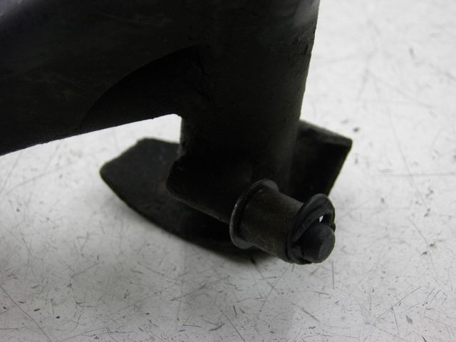 photo de HAUPTSTÄNDER HONDA FES FORESIGHT 250 (1997 - 2002)