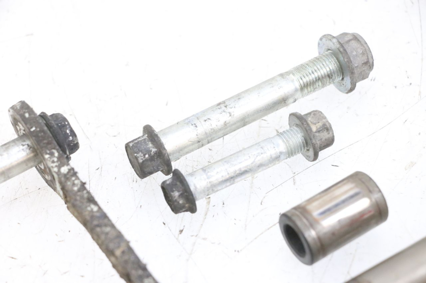 photo de UMLENKHEBEL SUZUKI DL V STROM 1000 (2002 - 2007) - Charakteristische Merkmale