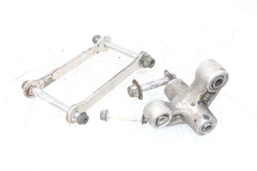 photo de UMLENKHEBEL SUZUKI GSXR GSX-R 1000 (2003 - 2004) - Alternative Perspektive