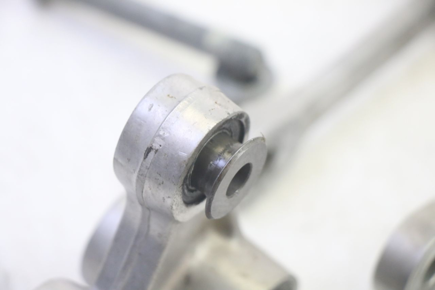 photo de UMLENKHEBEL KAWASAKI KXF KX-F 250 (2017 - 2019) - Charakteristische Merkmale