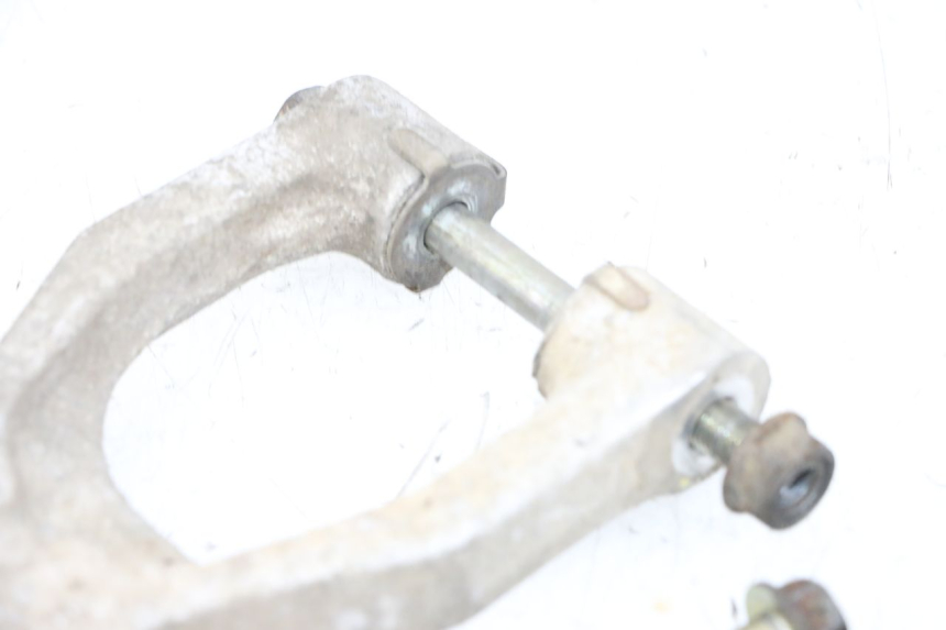 photo de UMLENKHEBEL HONDA NSR R 125 (1994 - 2003) - Fokus auf die Struktur