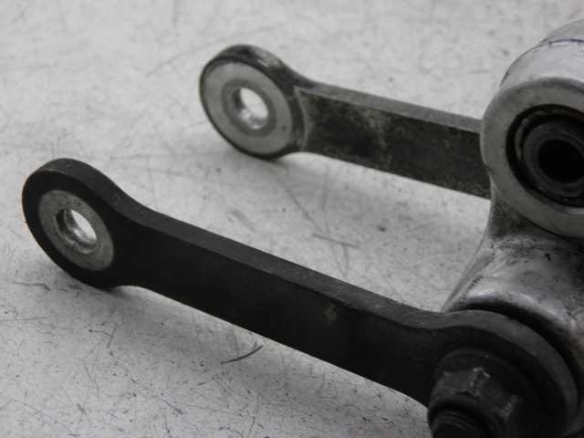 photo de UMLENKHEBEL SUZUKI SV S 650 (1999 - 2002)