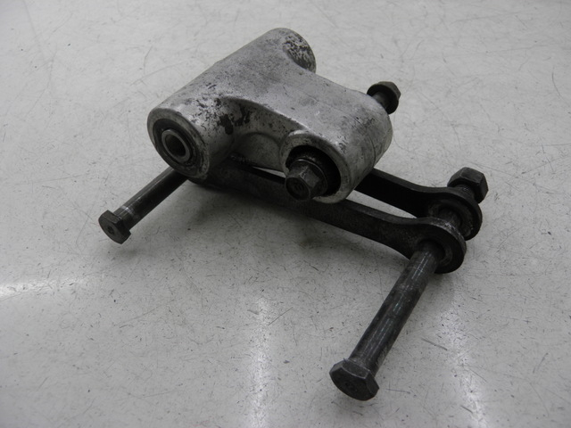 photo de STOßDäMPFERSTREBE YAMAHA FZS FAZER 600 (1998 - 2001)