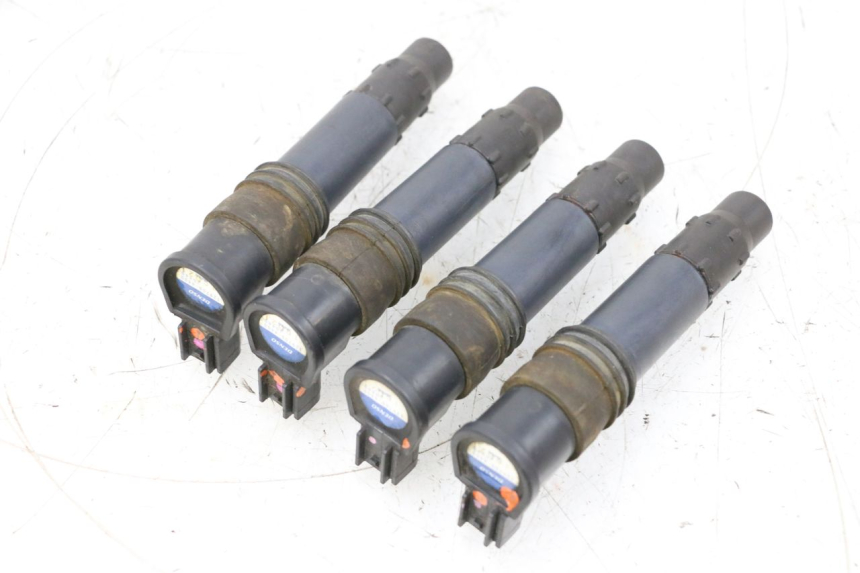 photo de ZÜNDSPULE SUZUKI GSXR GSX-R 1000 (2003 - 2004) - Zoom auf Gebrauchszustand