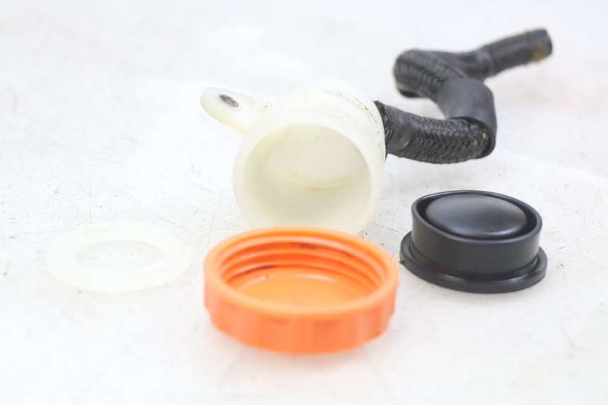 photo de BREMSFLÜSSIGKEITSGLAS HONDA CBR F SC21 1000 (1986 - 1992)