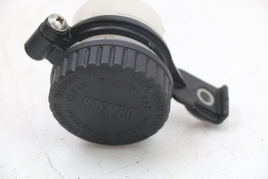 photo de BREMSFLÜSSIGKEITSGLAS MOTO GUZZI NORGE 8V GT 1200 (2011 - 2016)