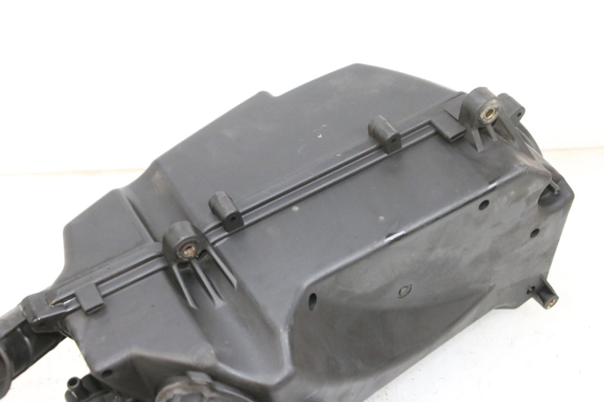 photo de LUFTFILTERKASTEN ADIVA AD3 300 (2014 - 2020)