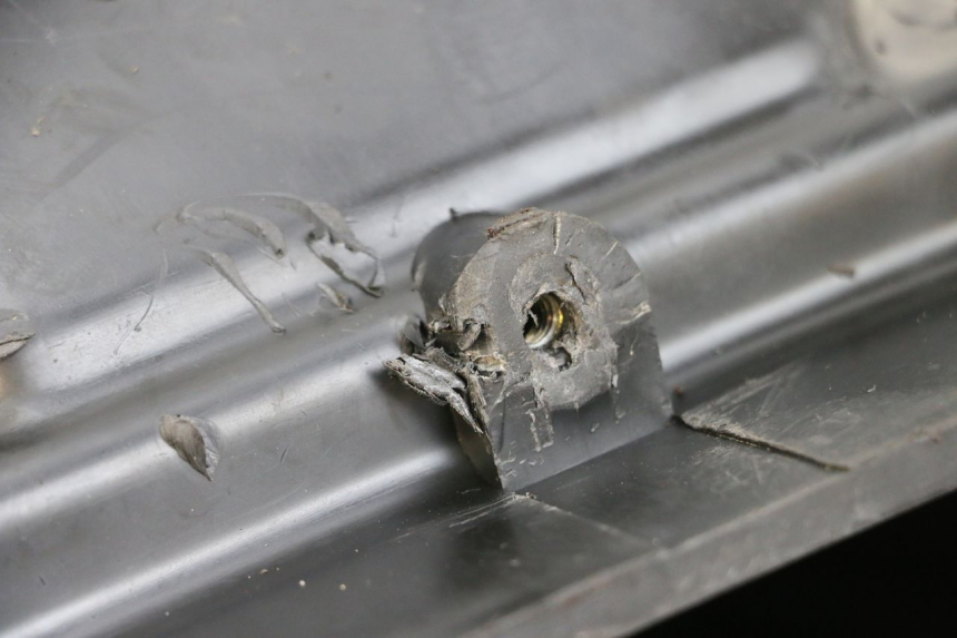 photo de LUFTFILTERKASTEN KAWASAKI GPZ RX 1000 (1986 - 1988) - Kennzeichnungen und Originalreferenzen