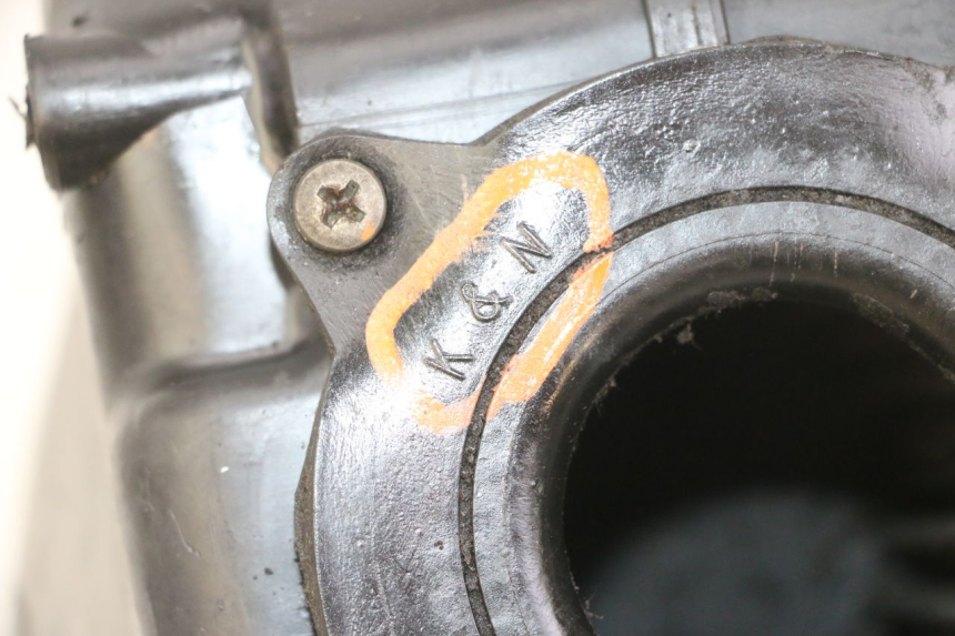photo de LUFTFILTERKASTEN SUZUKI GS GSE 500 (2001 - 2003)