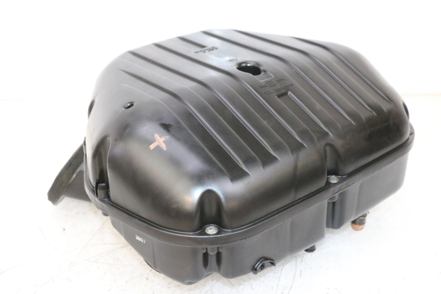 photo de LUFTFILTERKASTEN SUZUKI GSXR GSX-R 1000 (2003 - 2004) - Details der Befestigungspunkte