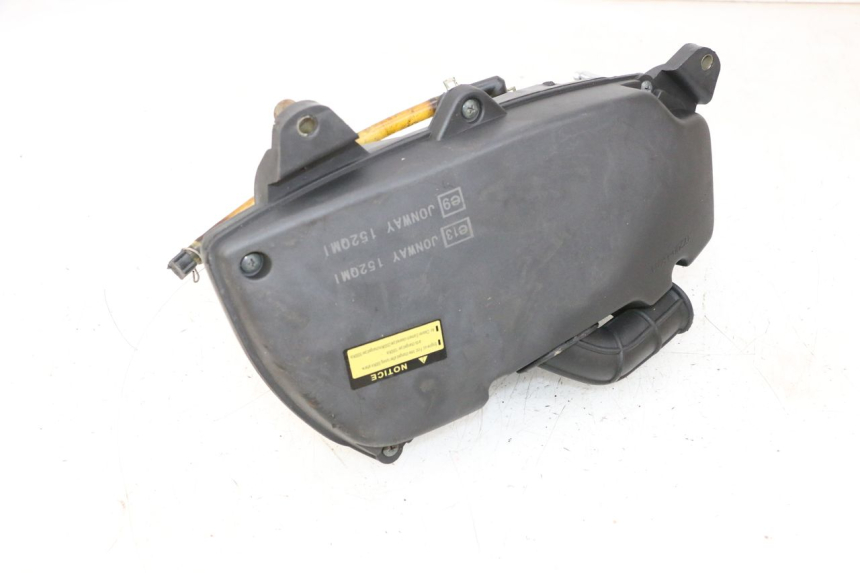 photo de LUFTFILTERKASTEN JM MOTORS GTS 125 (2015 - 2019) - Technische Nahaufnahme