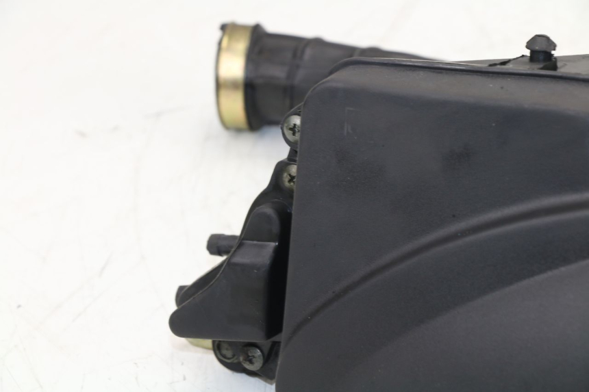 photo de LUFTFILTERKASTEN RAZZO STEED 125 (2012 - 2018)