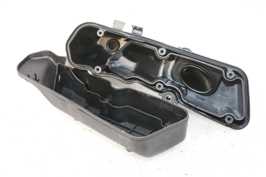 photo de LUFTFILTERKASTEN APRILIA SR R 2T LC 50 (2018 - 2021) - Details der Befestigungspunkte