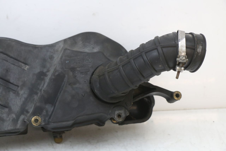 photo de LUFTFILTERKASTEN PIAGGIO XEVO - X EVO 125 (2007 - 2016)