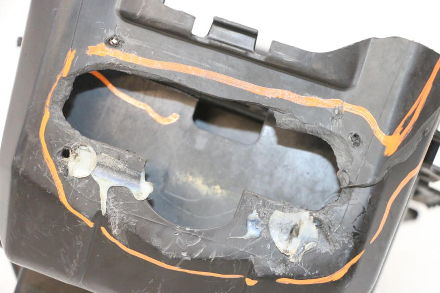 photo de LUFTFILTERKASTEN YAMAHA YFM R RAPTOR 250 (2008 - 2014) - Zoom auf Komponenten