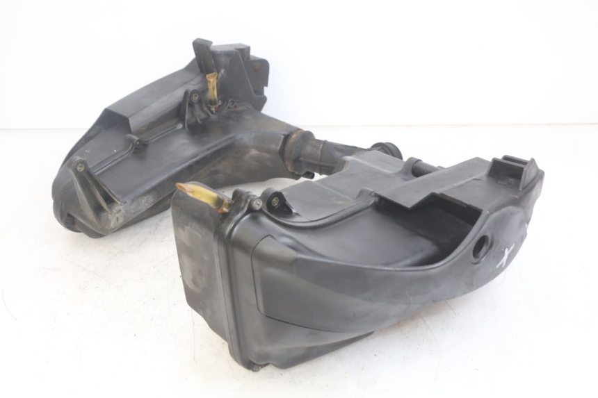 photo de LUFTFILTERKASTEN YAMAHA YP MAJESTY 400 (2004 - 2008)