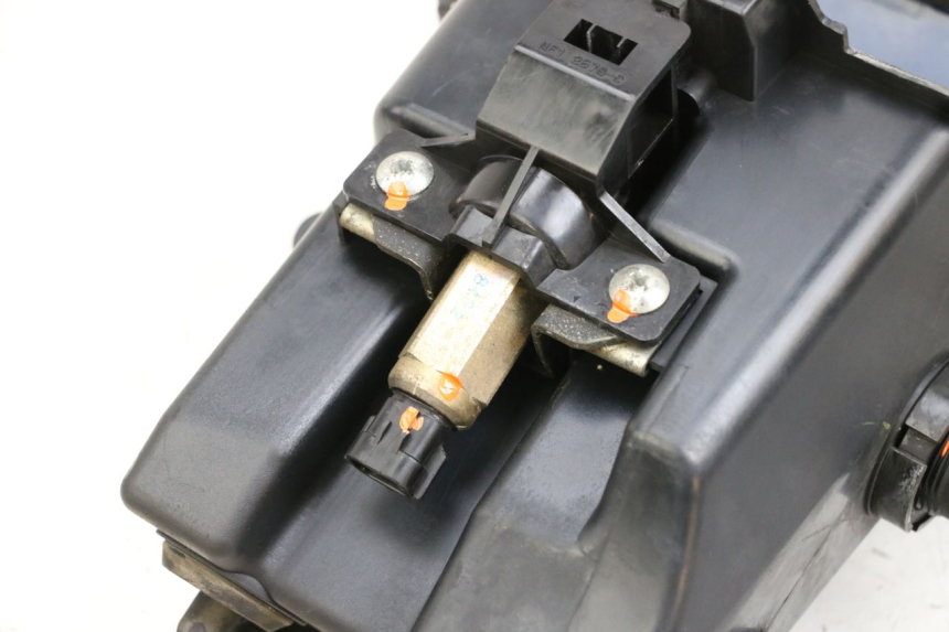 photo de HANDSCHUHFACH YAMAHA FJR ABS 1300 (2006 - 2012) - Weitere Ansicht des Artikels