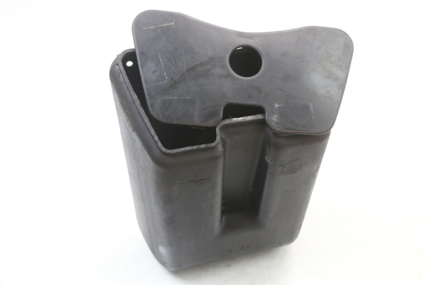 photo de HANDSCHUHFACH SUZUKI GSX E 250 (1982 - 1983)