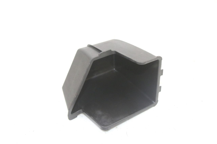 photo de HANDSCHUHFACH PEUGEOT SATELIS 125 (2013 - 2018)