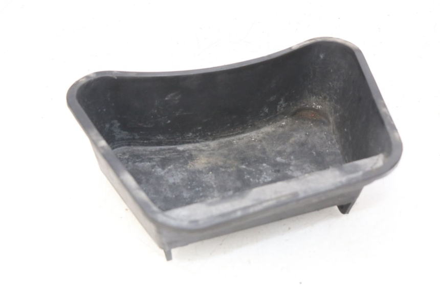 photo de HANDSCHUHFACH YIYING YY50QT-10 50 (2007 - 2022)