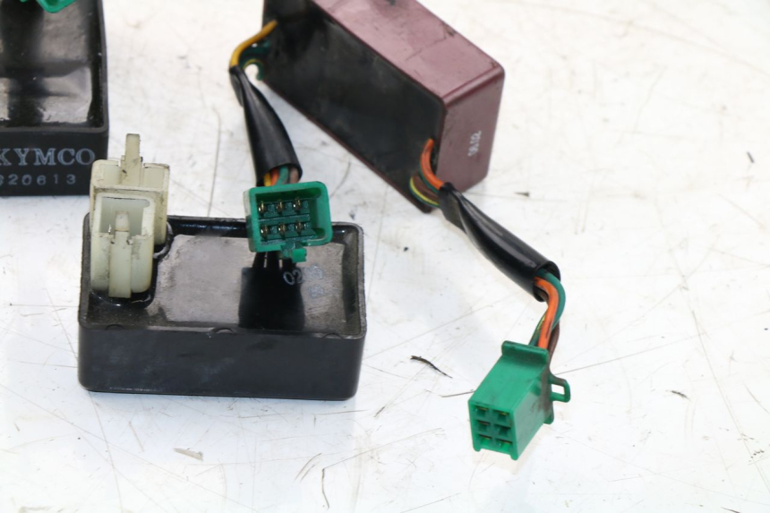 photo de CDI STEUERGERÄT KYMCO GRAND DINK 125 (2008 - 2014)