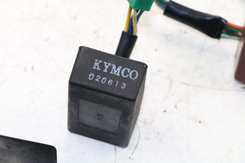 photo de CDI STEUERGERÄT KYMCO GRAND DINK 125 (2008 - 2014)